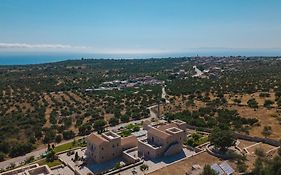 Armantanis Luxury Suites